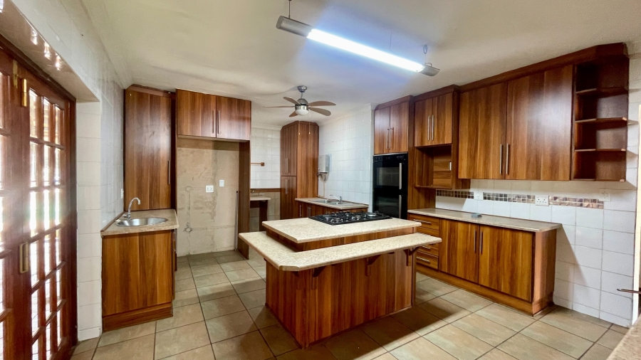 4 Bedroom Property for Sale in Flimieda North West